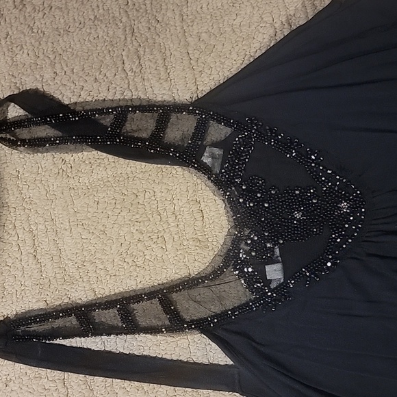 Tank top - Picture 2 of 3